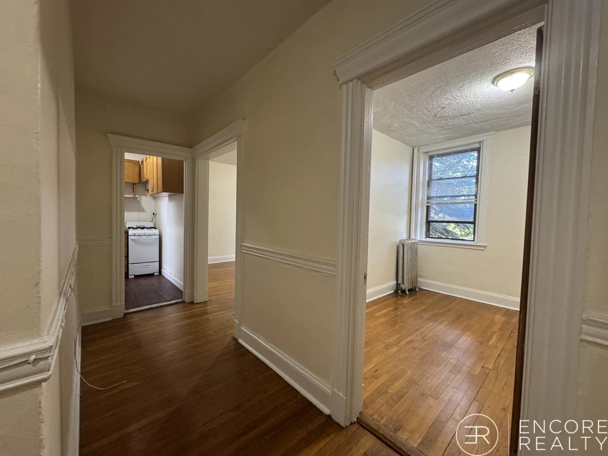 1 bed, 1 bath apartment for rent at 364 Riverway Unit 364-4, Mission Hill — photo 9 of 22