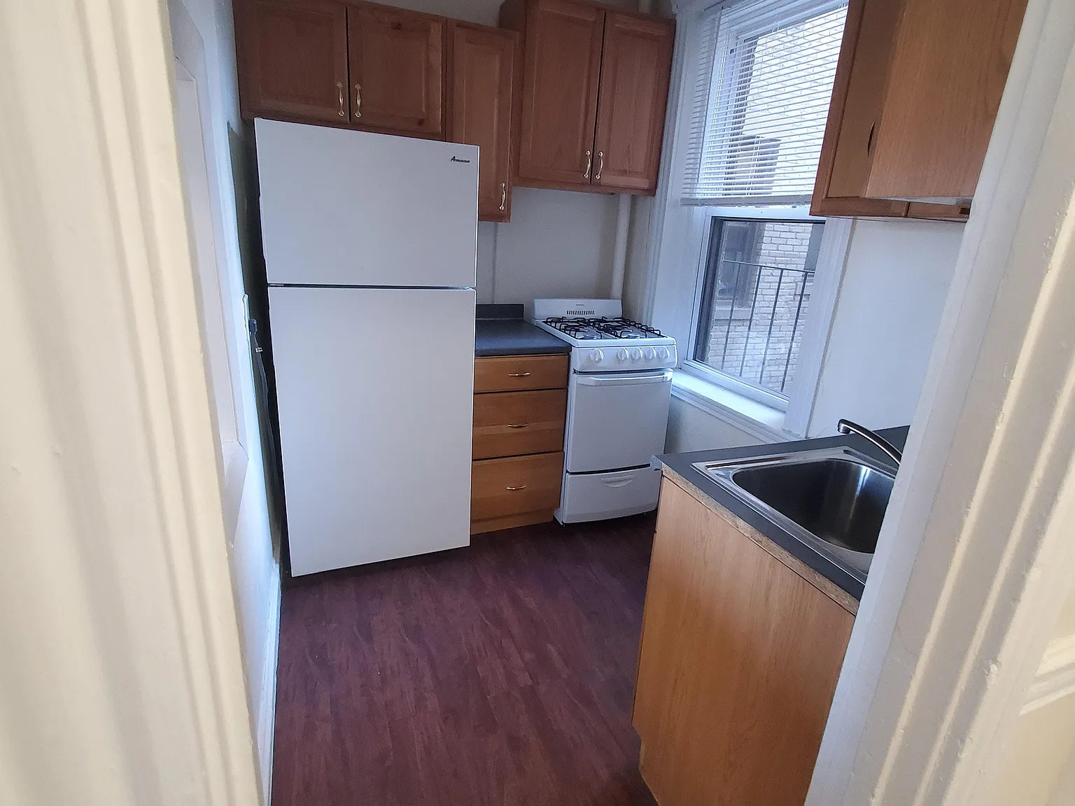 1 bed, 1 bath apartment for rent at 364 Riverway Unit 9, Mission Hill — photo 2 of 5