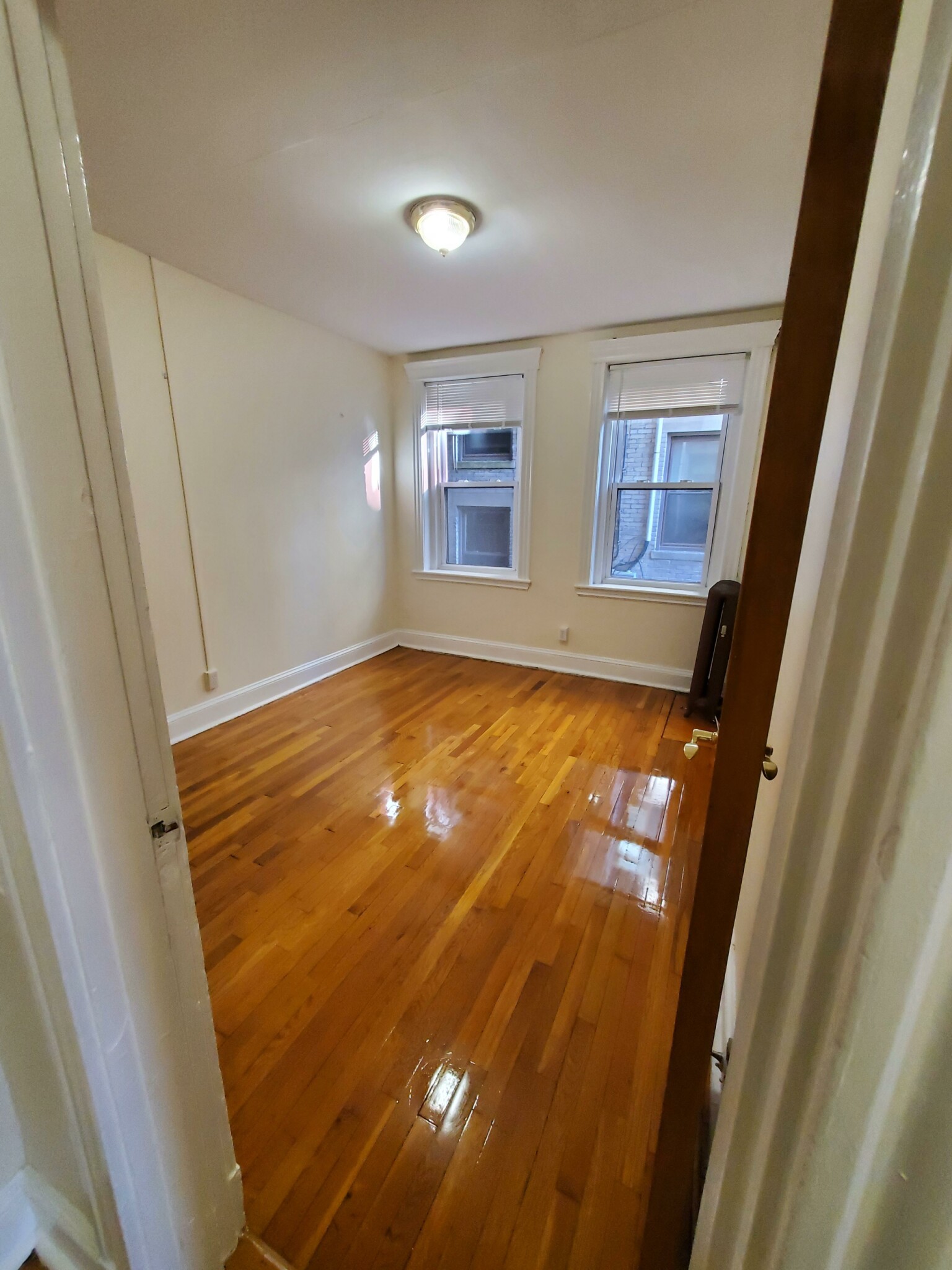1 bed, 1 bath apartment for rent at 364 Riverway Unit 9, Mission Hill — photo 2 of 7