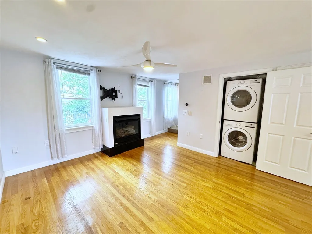 2 bed, 1.5 bath apartment for rent at 364 Sumner St Unit 2, East Boston — photo 6 of 23