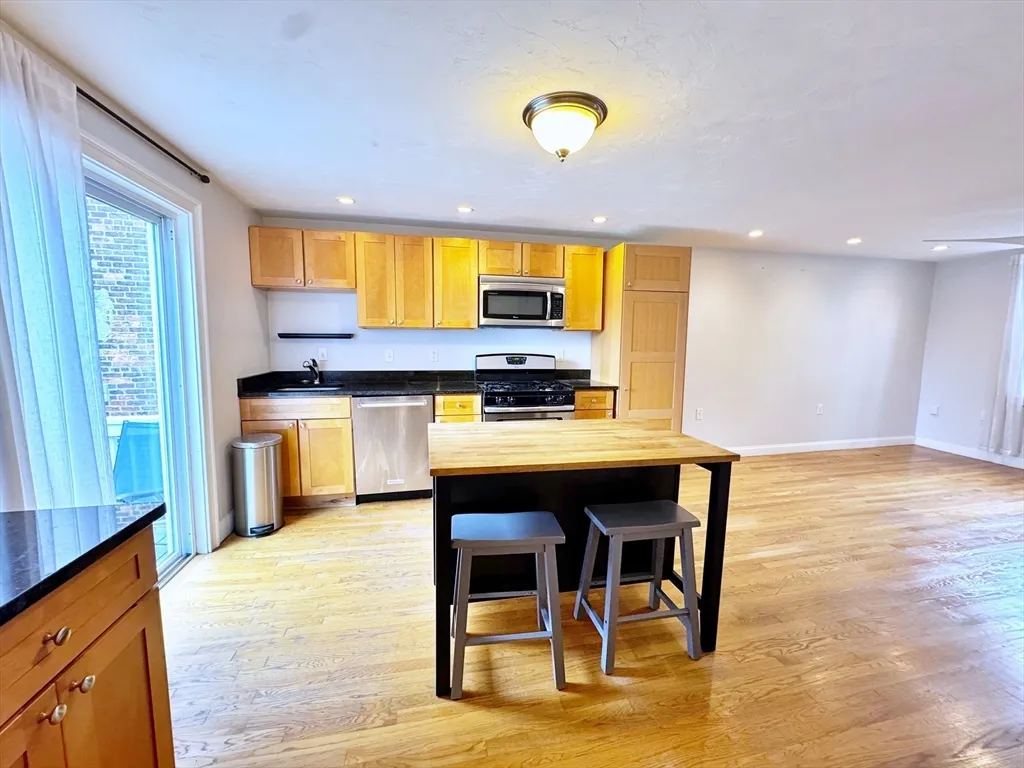 2 bed, 1.5 bath apartment for rent at 364 Sumner St Unit 2, East Boston — photo 11 of 23
