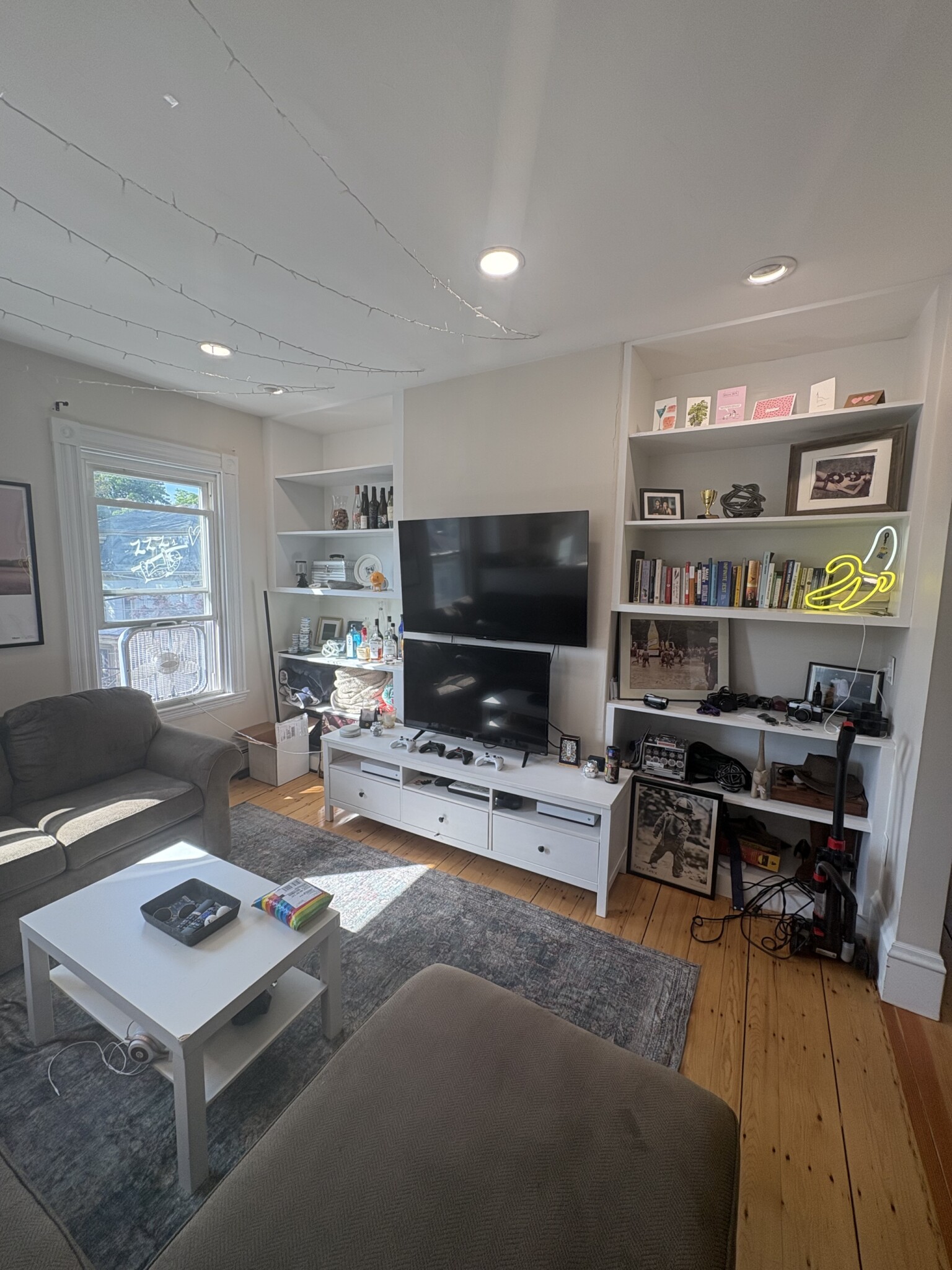 3 bed, 1 bath apartment for rent at 364 Washington St Unit 3, The Port — photo 7 of 20