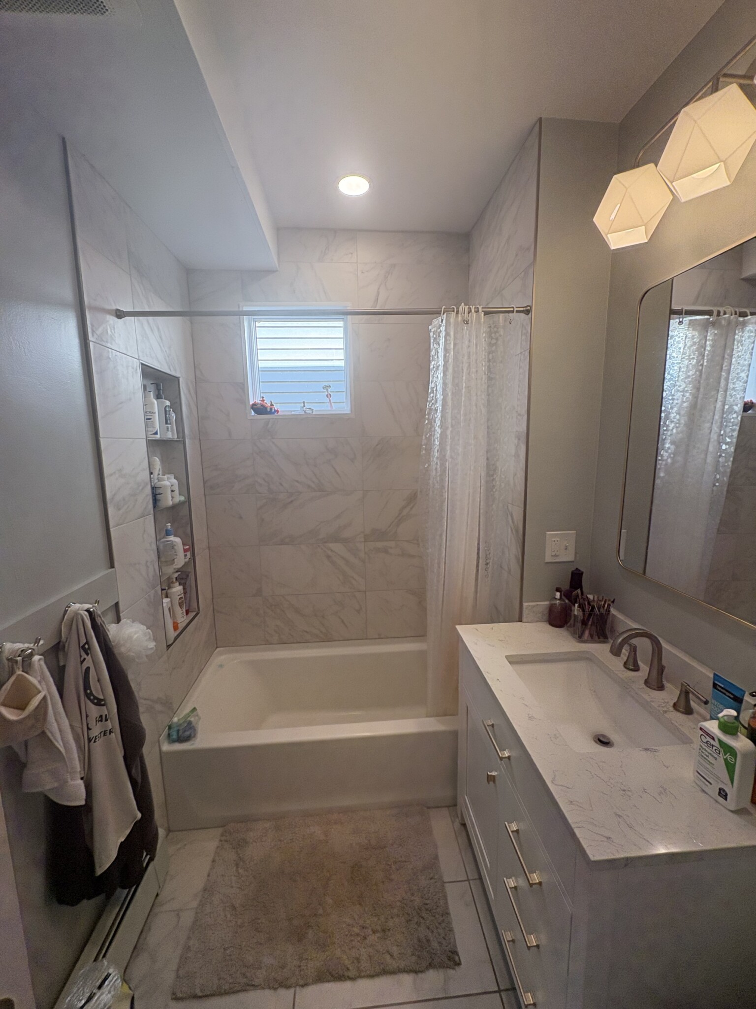 3 bed, 1 bath apartment for rent at 364 Washington St Unit 3, The Port — photo 16 of 20
