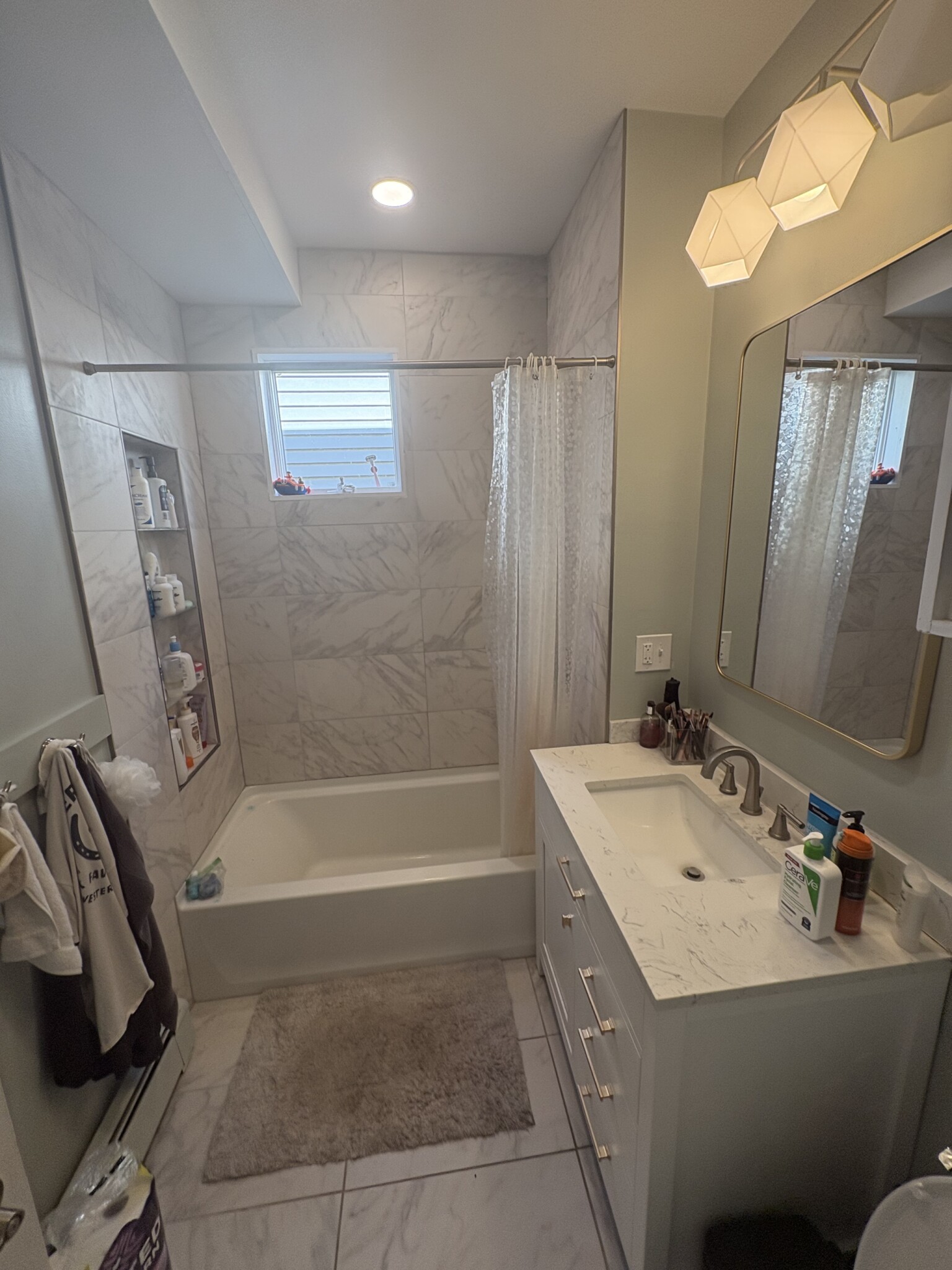 3 bed, 1 bath apartment for rent at 364 Washington St Unit 3, The Port — photo 18 of 20