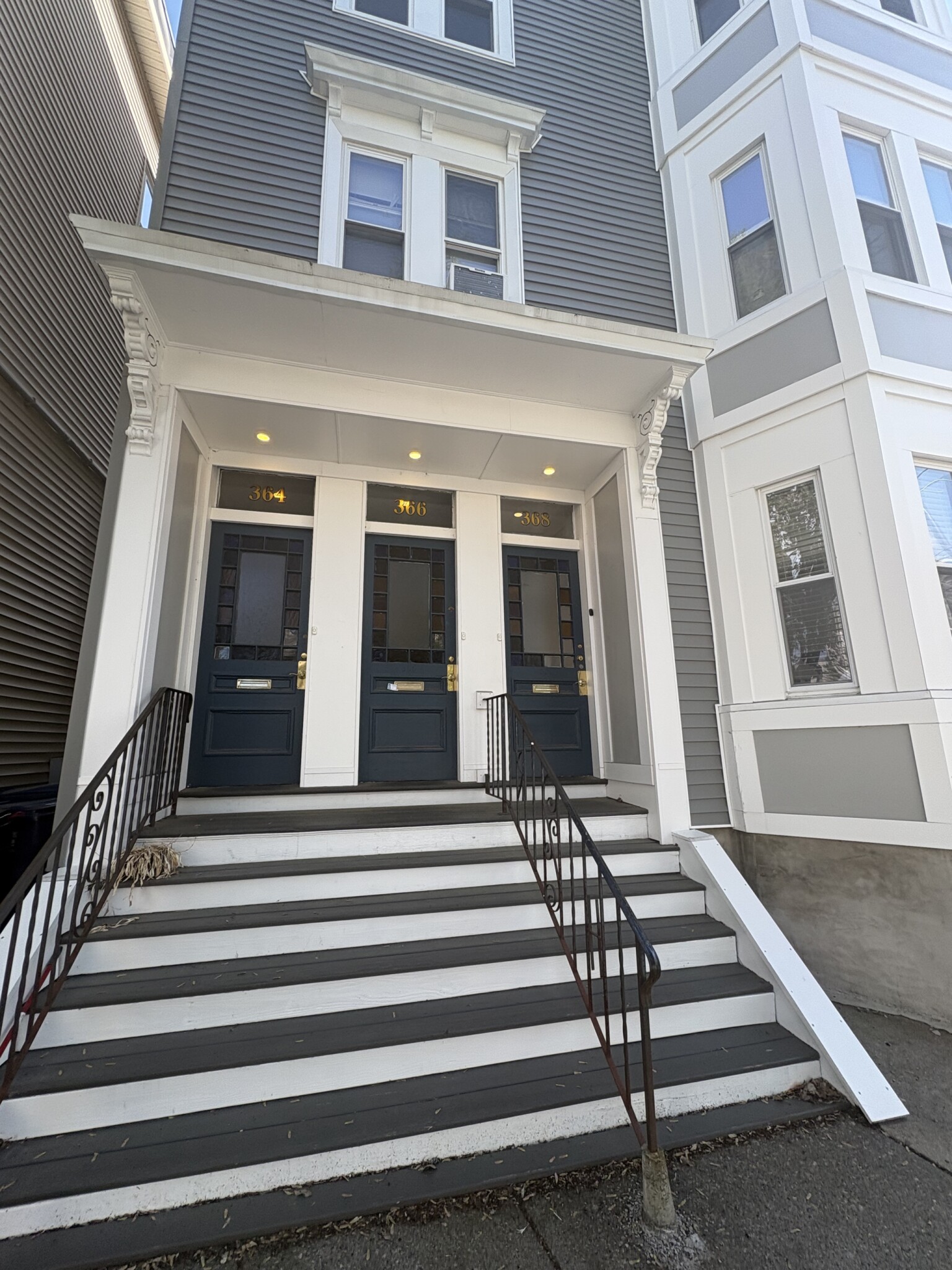 3 bed, 1 bath apartment for rent at 364 Washington St Unit 3, The Port — photo 20 of 20