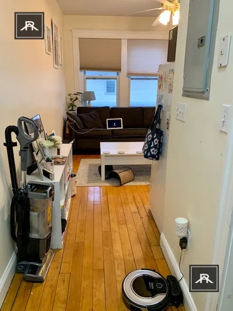 1 bed, 1 bath apartment for rent at 364 Washington St Unit 4, Brighton — photo 7 of 21