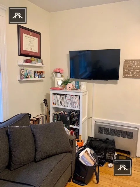 1 bed, 1 bath apartment for rent at 364 Washington St Unit 4, Brighton — photo 9 of 21
