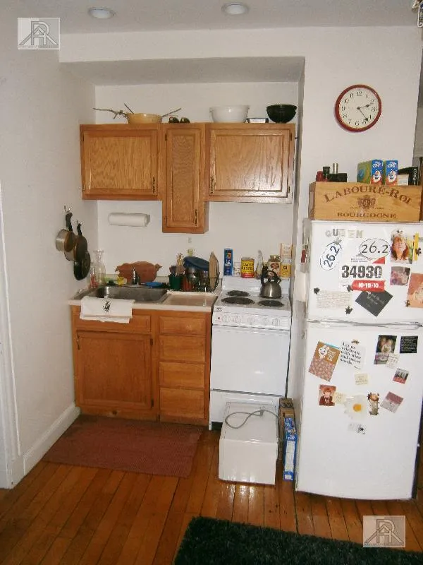 1 bed, 1 bath apartment for rent at 364 Washington St Unit 4, Brighton — photo 3 of 21