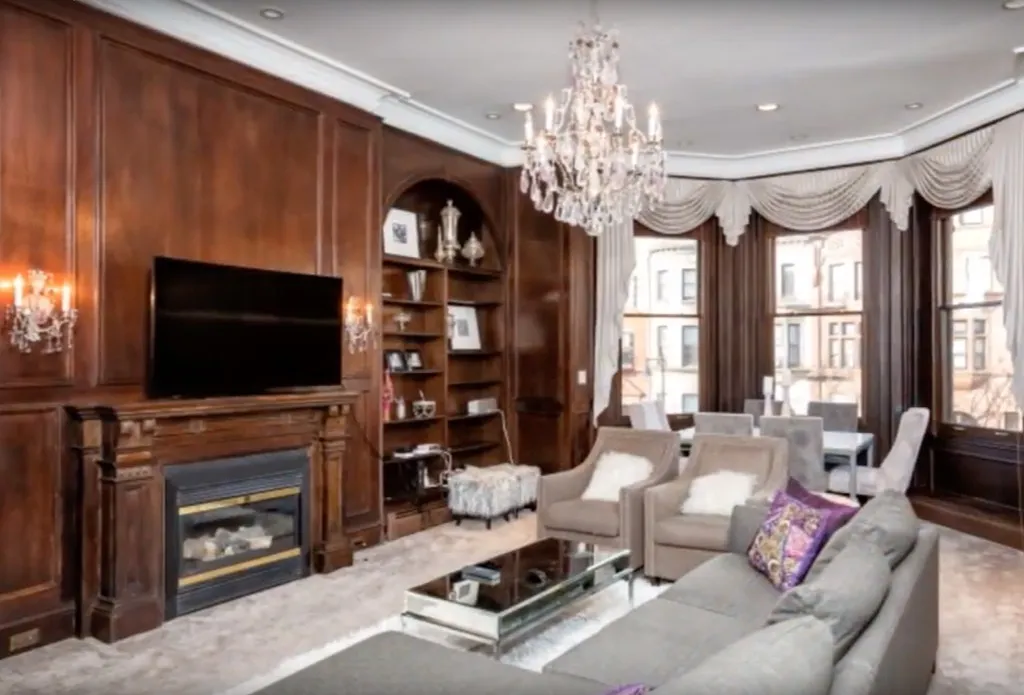 3 bed, 1.5 bath apartment for rent at 365 Beacon St Unit 2, Back Bay — photo 2 of 15
