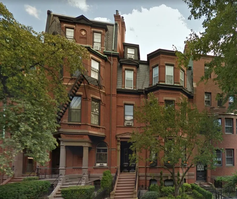 3 bed, 1.5 bath apartment for rent at 365 Beacon St Unit 2, Back Bay — photo 11 of 15