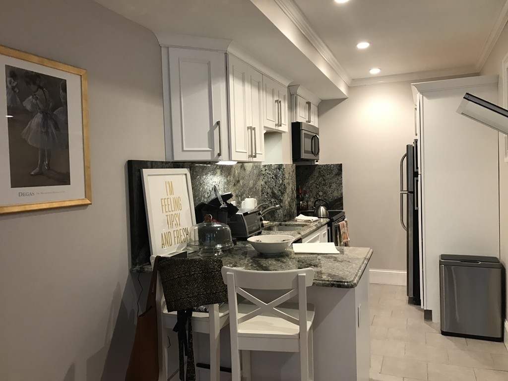 Studio bed, 1 bath apartment for rent at 365 Beacon St Unit Gr, Back Bay — photo 7 of 15