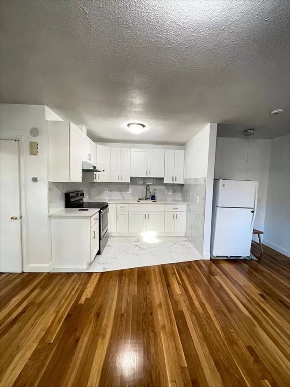 1 bed, 1 bath apartment for rent at 365 Charles Unit 2L, Malden — photo 4 of 6
