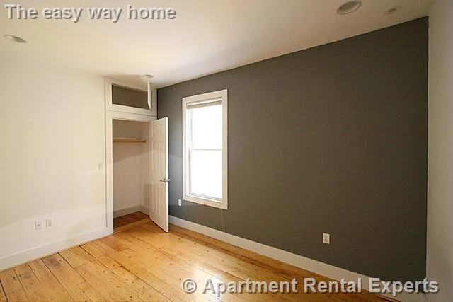 3 bed, 2 bath apartment for rent at 365 Columbia Unit 2, Wellington-Harrington — photo 10 of 14
