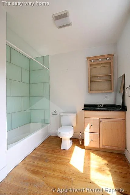 3 bed, 2 bath apartment for rent at 365 Columbia Unit 2, Wellington-Harrington — photo 14 of 14