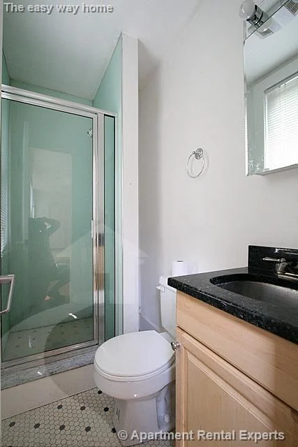 3 bed, 2 bath apartment for rent at 365 Columbia Unit 2, Wellington-Harrington — photo 13 of 14