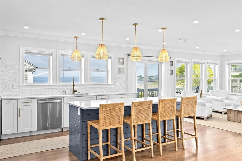 4 bed, 4+ bath apartment for rent at 365 Jerusalem Rd Unit 2, Cohasset — photo 8 of 40