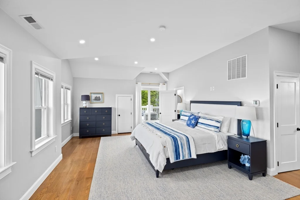 4 bed, 4+ bath apartment for rent at 365 Jerusalem Rd Unit 2, Cohasset — photo 33 of 40