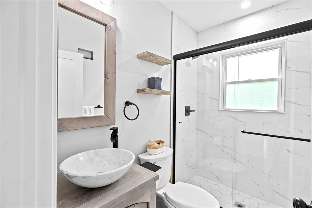 4 bed, 4+ bath apartment for rent at 365 Jerusalem Rd Unit 2, Cohasset — photo 20 of 40