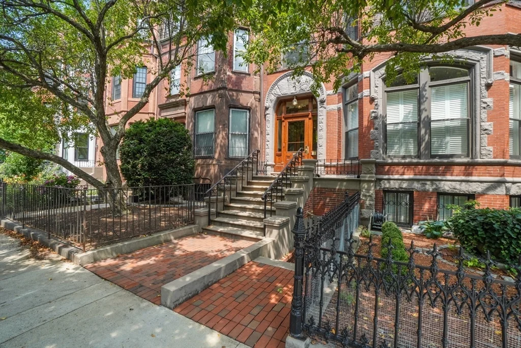 2 bed, 1.5 bath apartment for rent at 365 Marlborough St Unit 5, Back Bay — photo 17 of 18