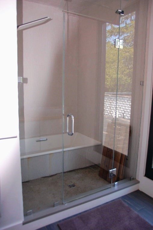 3 bed, 3 bath apartment for rent at 365 N Main Unit 365, North Cohasset — photo 17 of 19