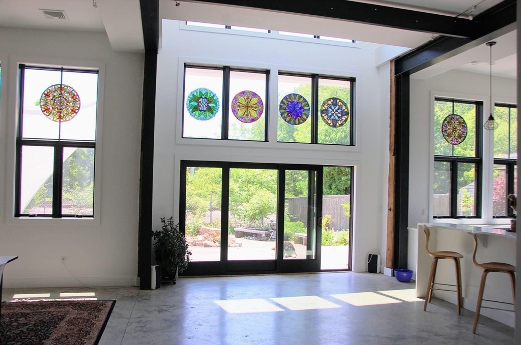 3 bed, 3 bath apartment for rent at 365 N Main Unit 365, North Cohasset — photo 11 of 19