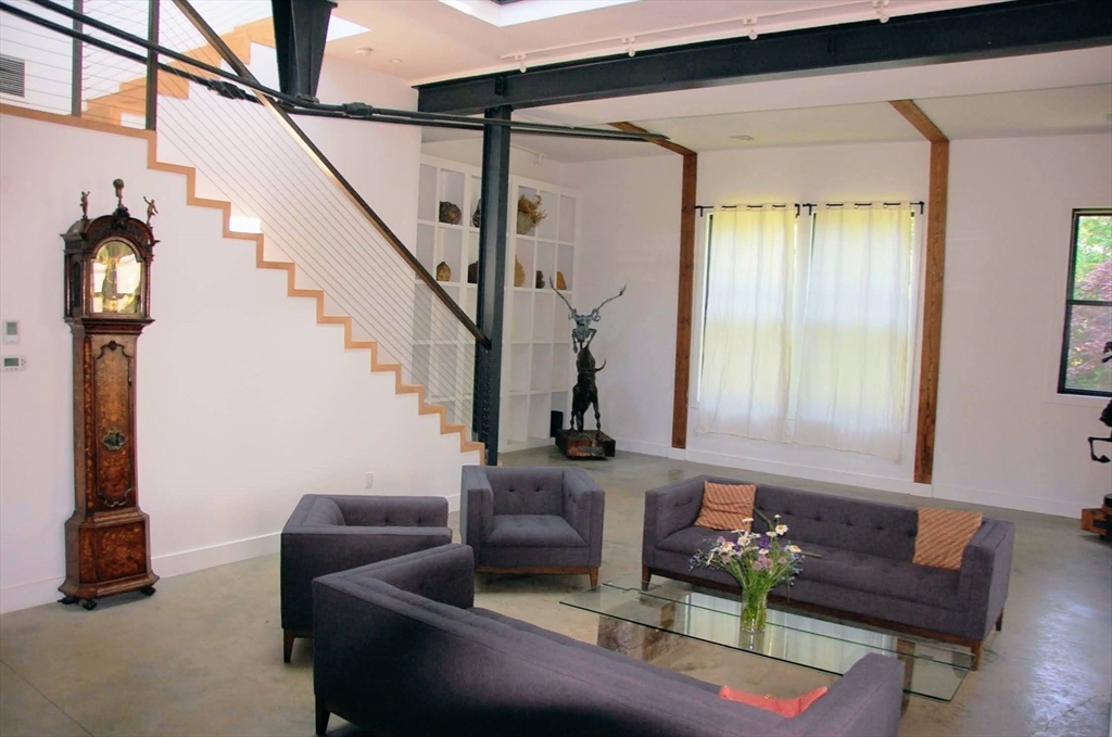 3 bed, 3 bath apartment for rent at 365 N Main Unit 365, North Cohasset — photo 12 of 19