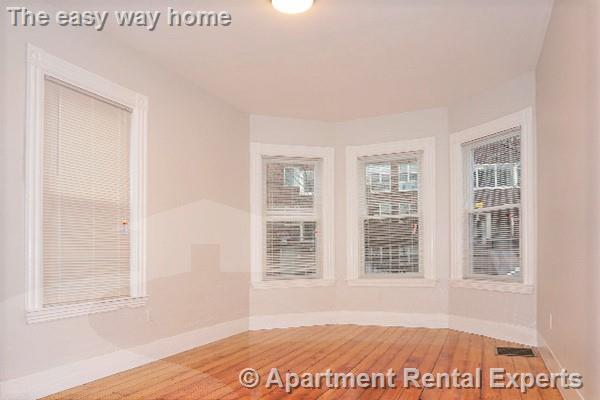 3 bed, 1 bath apartment for rent at 365 Prospect St Unit 1, Inman Square — photo 6 of 8