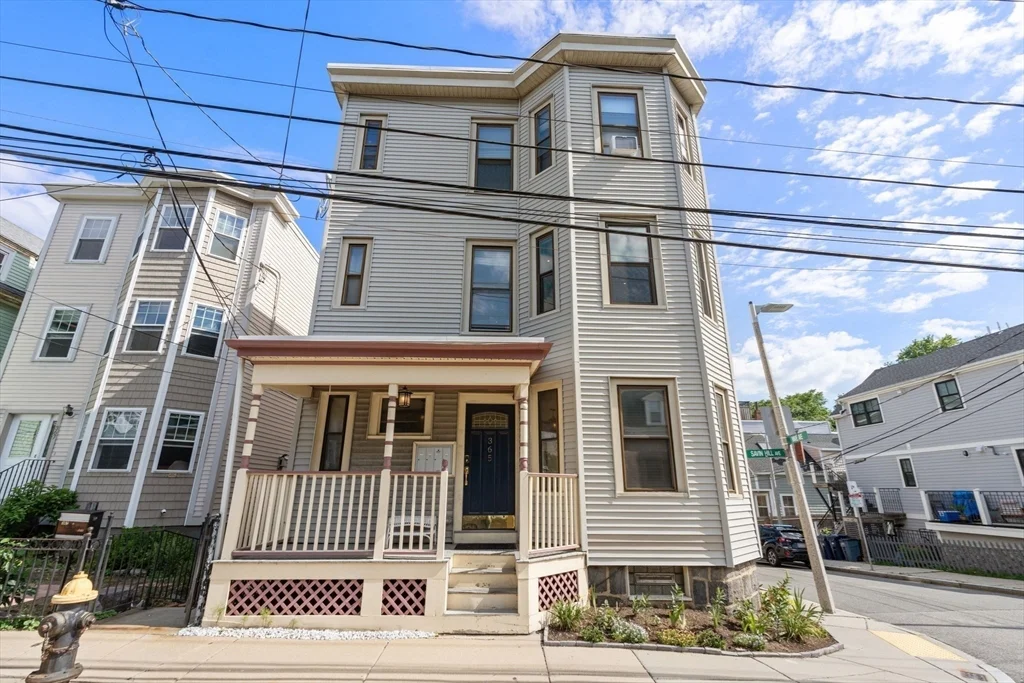 2 bed, 1 bath apartment for rent at 365 Savin Hill Ave Unit 3, Dorchester — photo 14 of 17