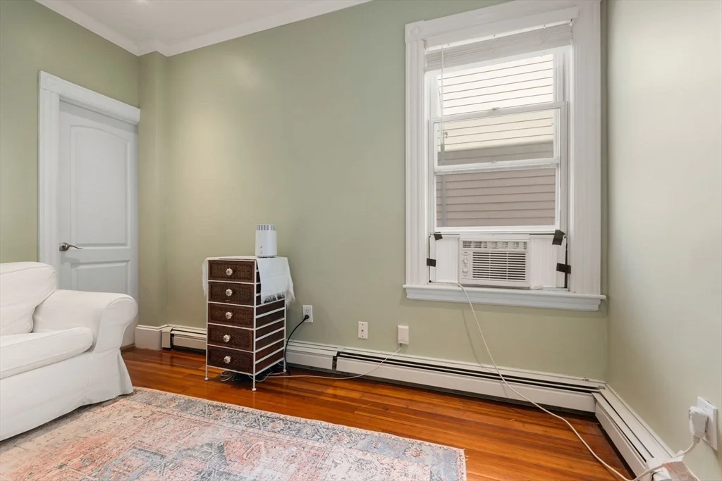2 bed, 1 bath apartment for rent at 365 Savin Hill Ave Unit 3, Dorchester — photo 4 of 17