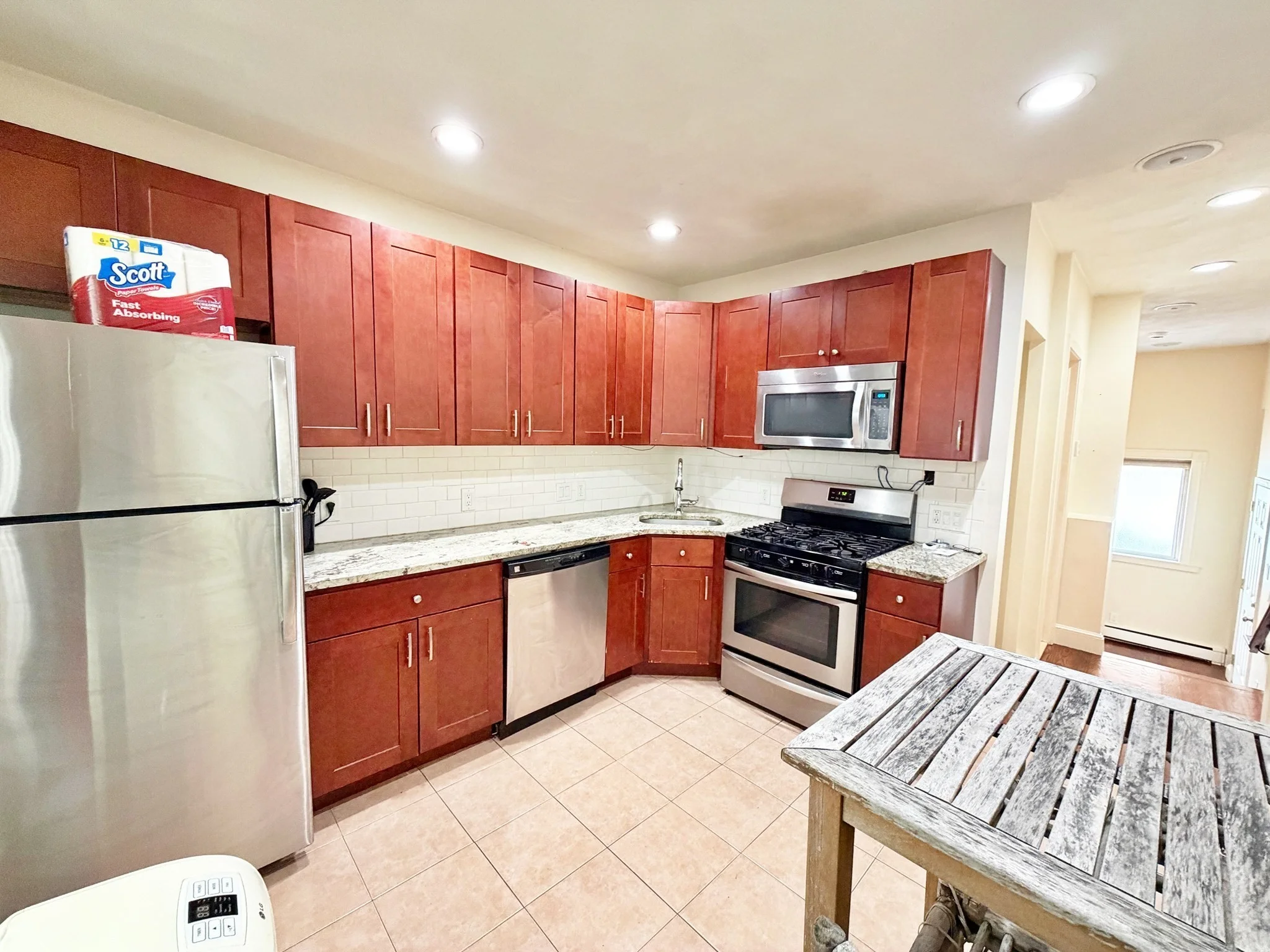 1 bed, 1 bath apartment for rent at 365 Sumner St Unit 1, East Boston — photo 5 of 12
