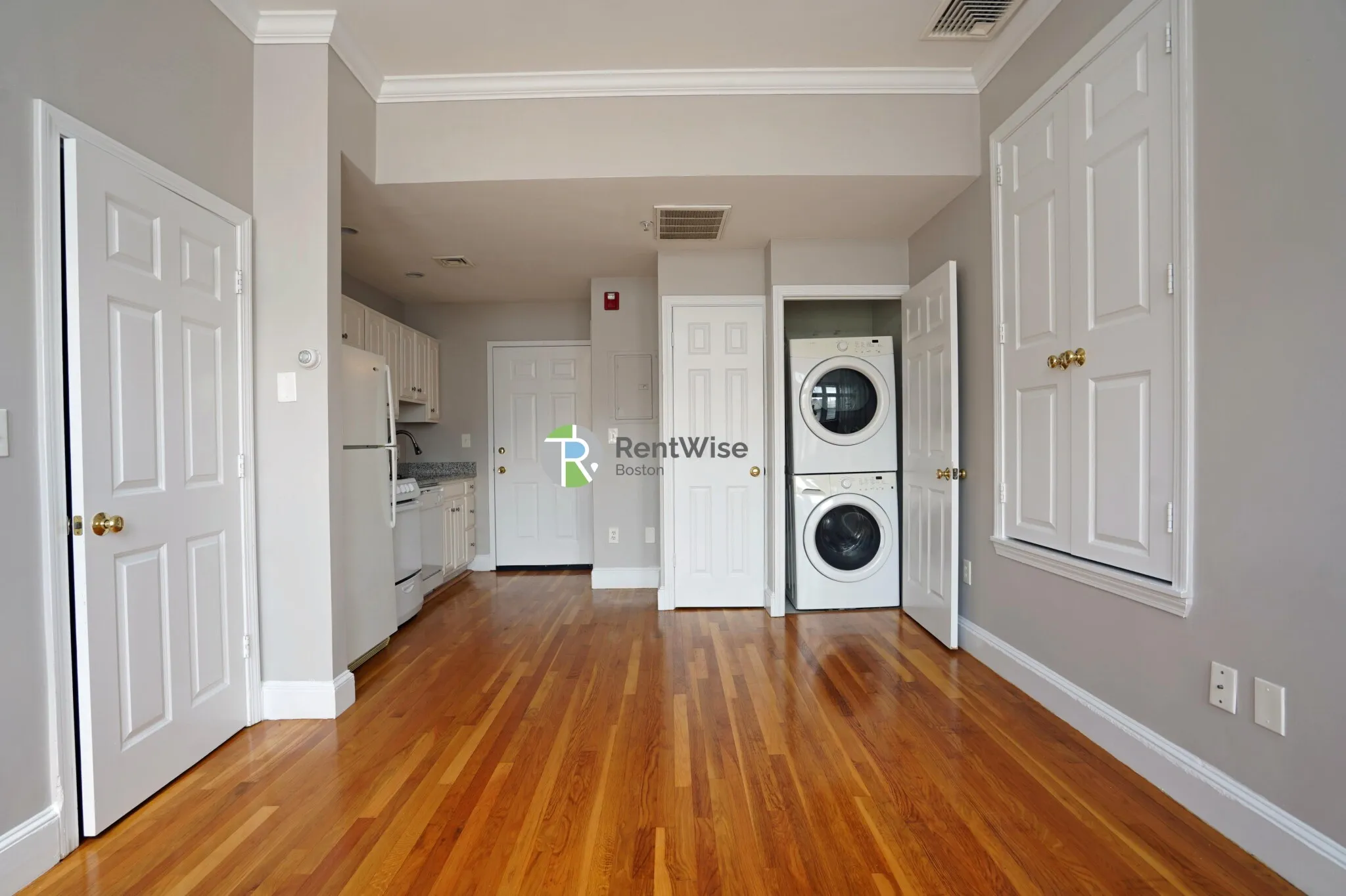 Studio bed, 1 bath apartment for rent at 365 Washington St Unit 204, Brighton