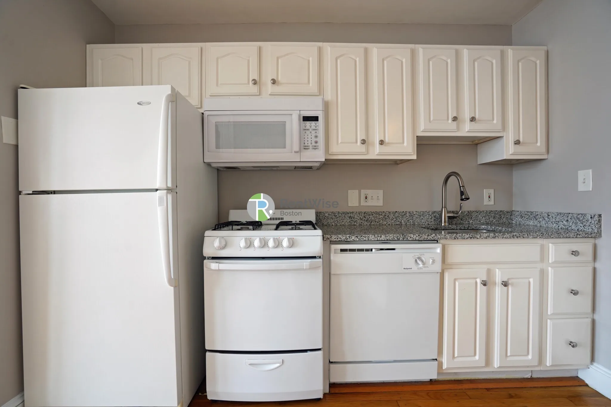 Studio bed, 1 bath apartment for rent at 365 Washington St Unit 204, Brighton — photo 7 of 8