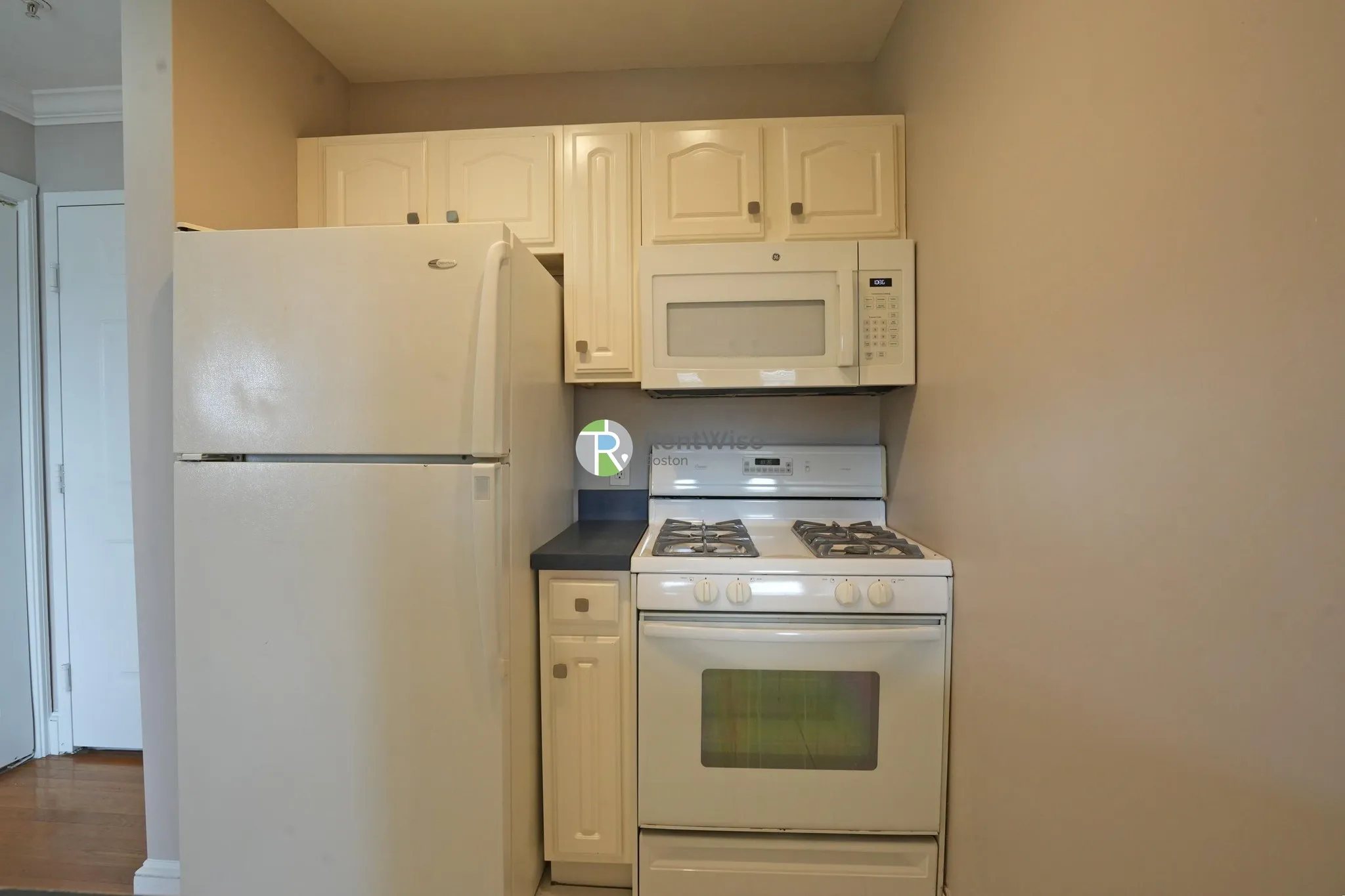 2 bed, 1 bath apartment for rent at 365 Washington St Unit 303, Brighton — photo 10 of 16