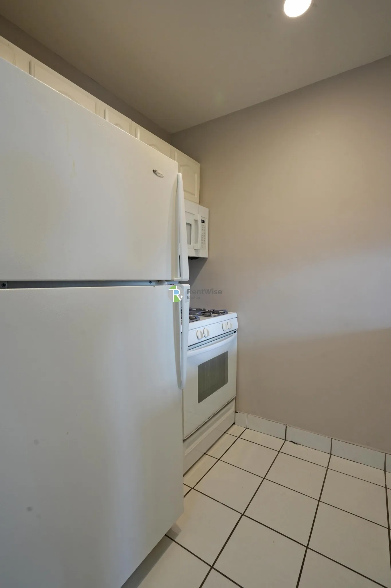 2 bed, 1 bath apartment for rent at 365 Washington St Unit 303, Brighton — photo 9 of 16