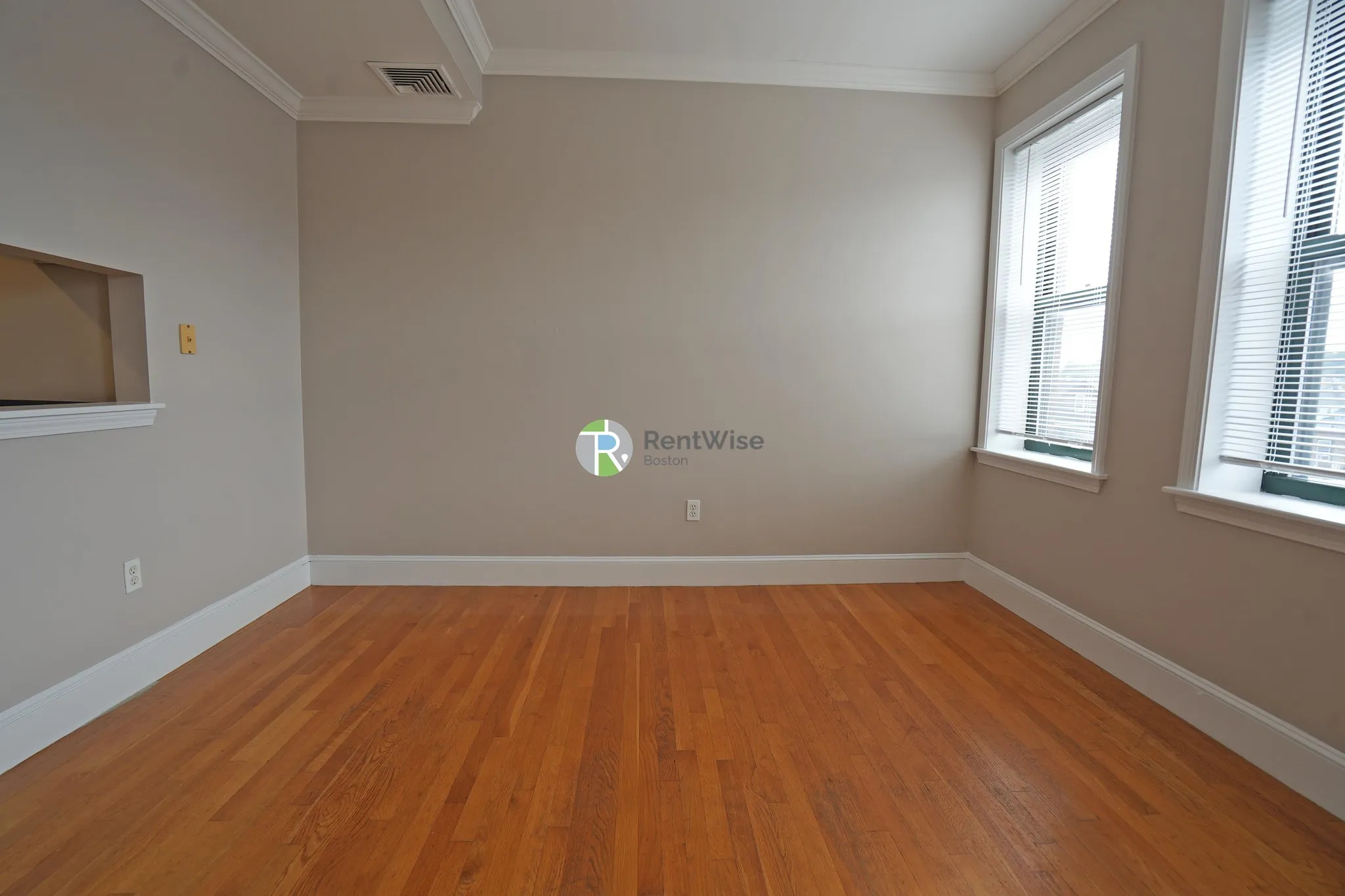 2 bed, 1 bath apartment for rent at 365 Washington St Unit 303, Brighton — photo 4 of 16