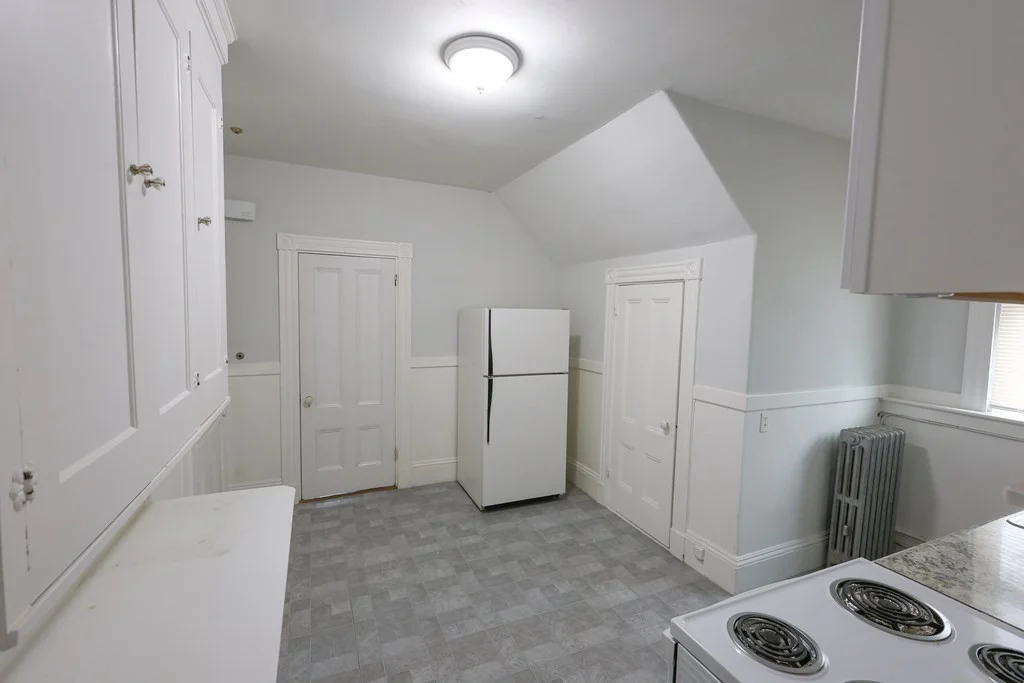 2 bed, 1 bath apartment for rent at 365 Washington St Unit 4, Braintree — photo 1 of 10