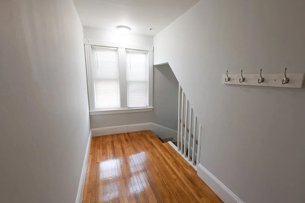 2 bed, 1 bath apartment for rent at 365 Washington St Unit 4, Braintree — photo 4 of 10
