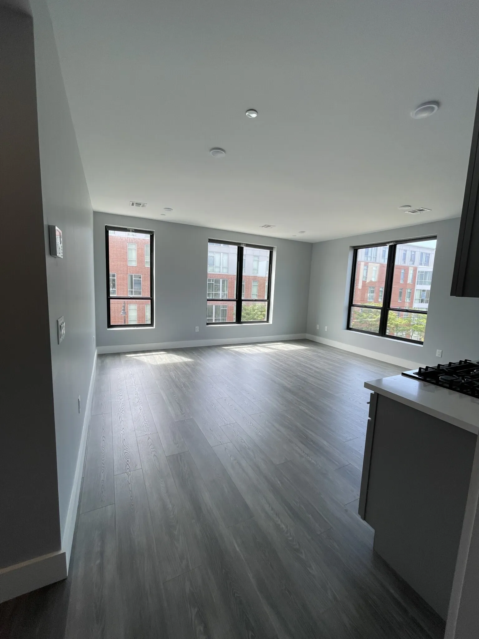 Studio bed, 1 bath apartment for rent at 365 Western Ave Unit 307, Brighton — photo 4 of 42