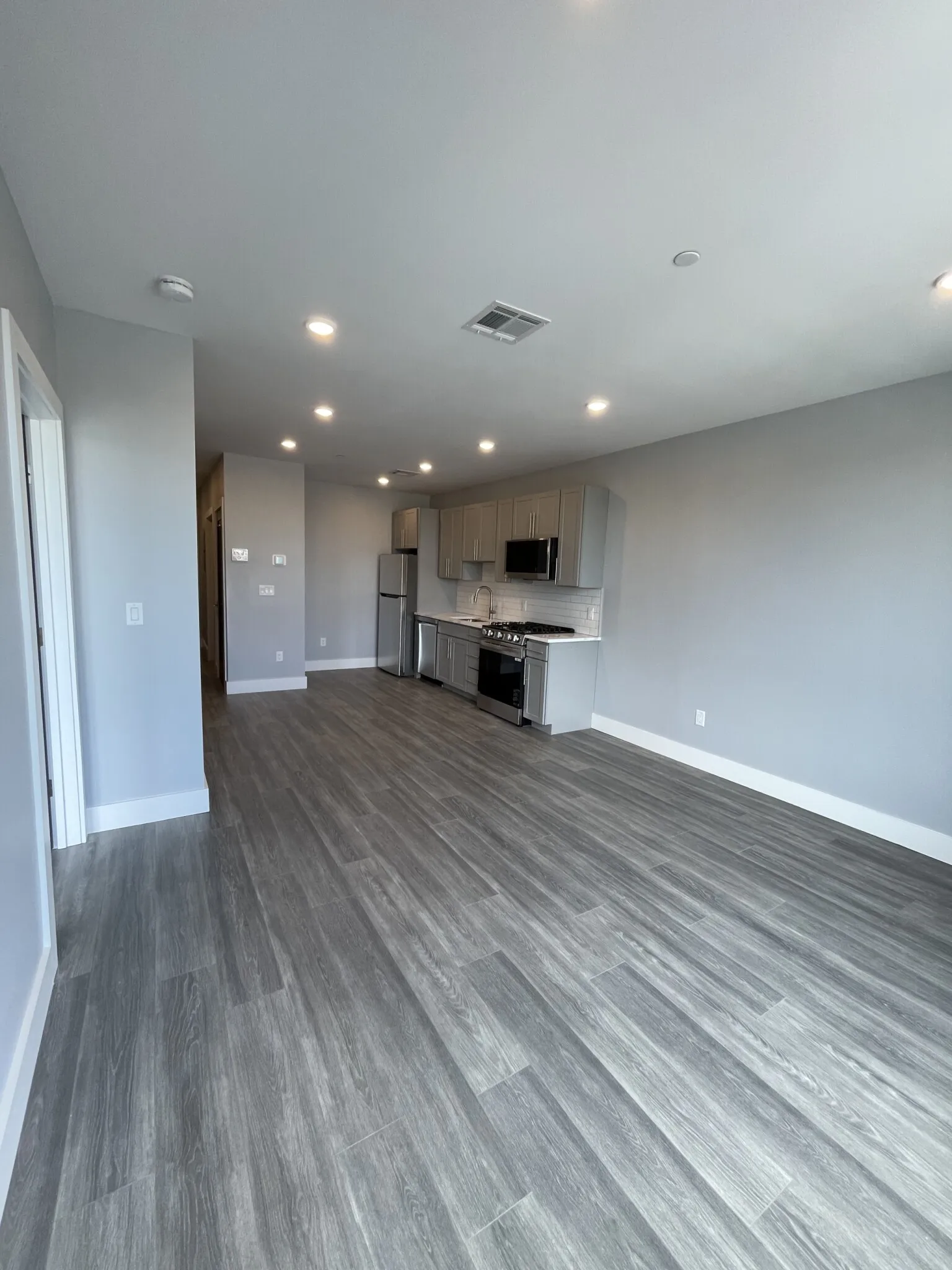 1 bed, 1 bath apartment for rent at 365 Western Ave Unit 312, Brighton — photo 3 of 27