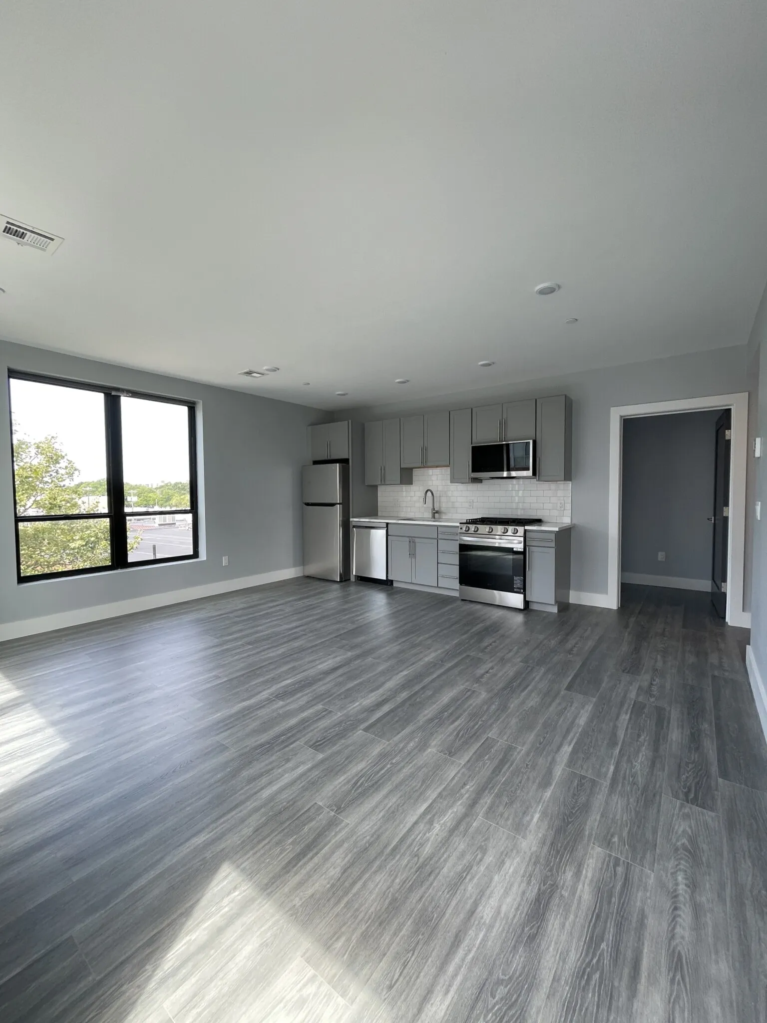 3 bed, 2 bath apartment for rent at 365 Western Ave Unit 365, Brighton