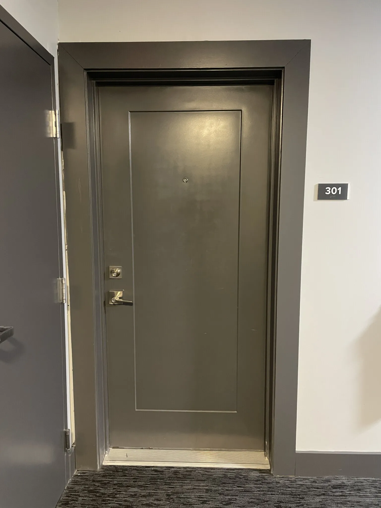 3 bed, 2 bath apartment for rent at 365 Western Ave Unit 365, Brighton — photo 5 of 42