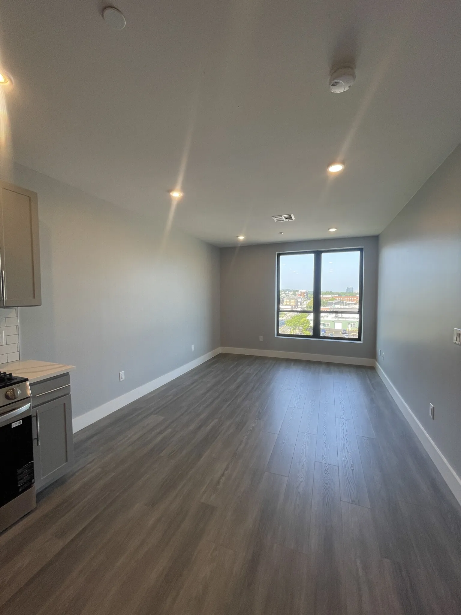 1 bed, 1 bath apartment for rent at 365 Western Ave Unit 503, Brighton — photo 2 of 17