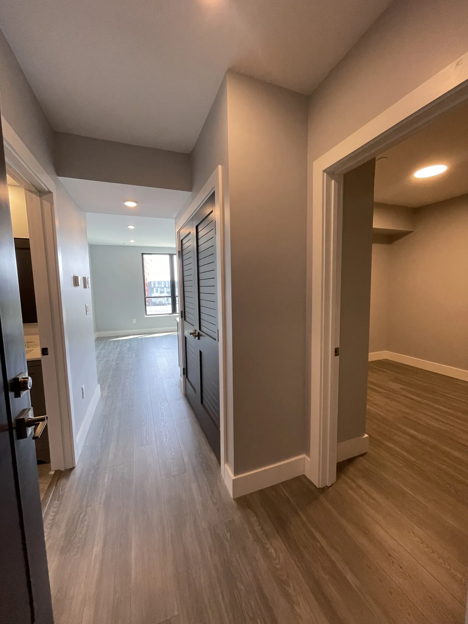 1 bed, 1 bath apartment for rent at 365 Western Ave Unit 608, Brighton — photo 5 of 23