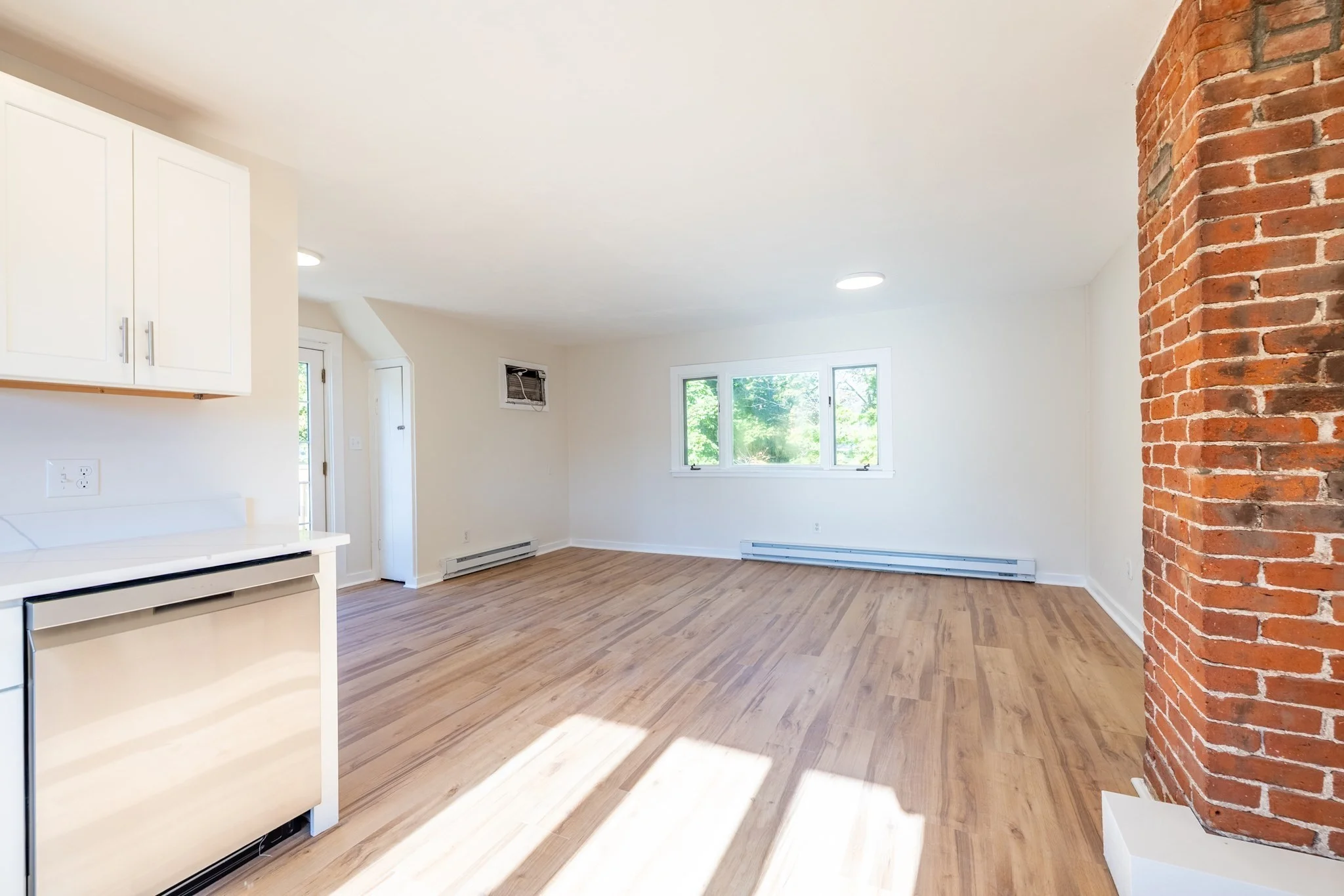 1 bed, 1 bath apartment for rent at 365 Whiting Ave Unit 3, Dedham — photo 6 of 10