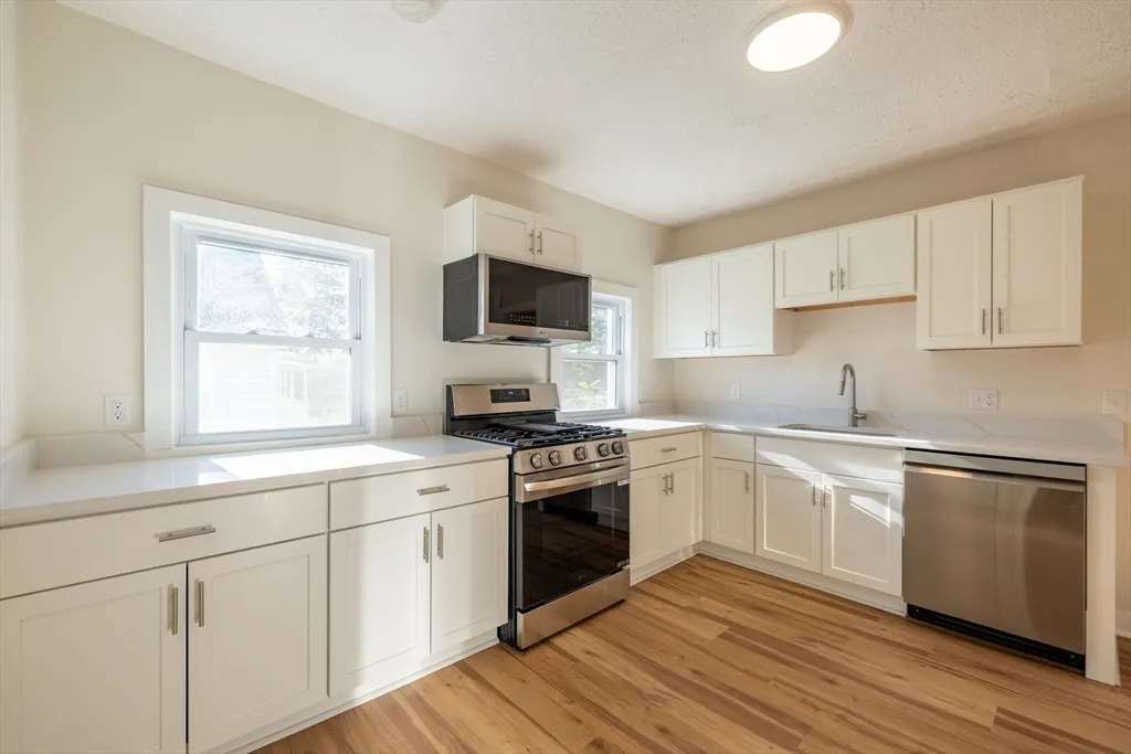 1 bed, 1 bath apartment for rent at 365 Whiting Unit 2, Dedham — photo 5 of 15