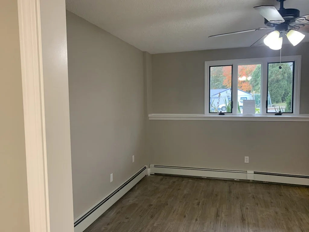 2 bed, 1 bath apartment for rent at 3652 N Main St Unit 1, Fall River — photo 6 of 10