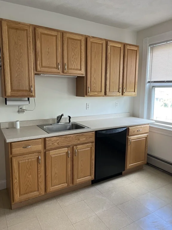 3 bed, 2 bath apartment for rent at 366 Central St Unit 3, Saugus — photo 13 of 16