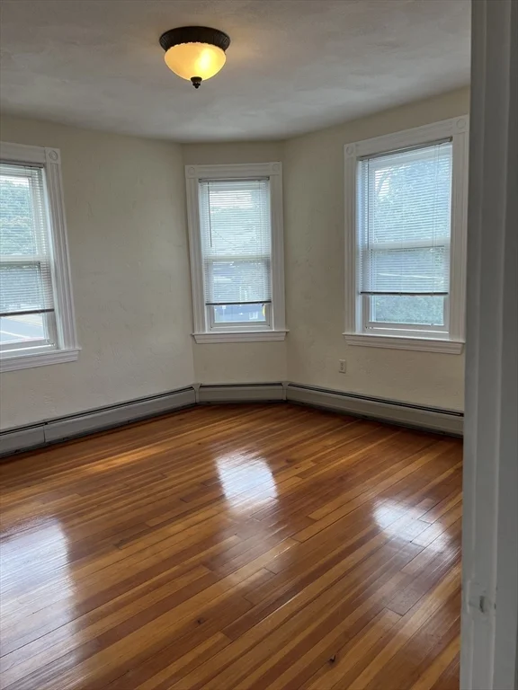 3 bed, 2 bath apartment for rent at 366 Central St Unit 3, Saugus — photo 9 of 16