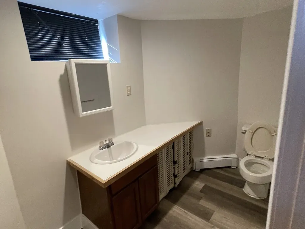 3 bed, 2 bath apartment for rent at 366 Crescent St Unit 1RB, South Side — photo 7 of 8