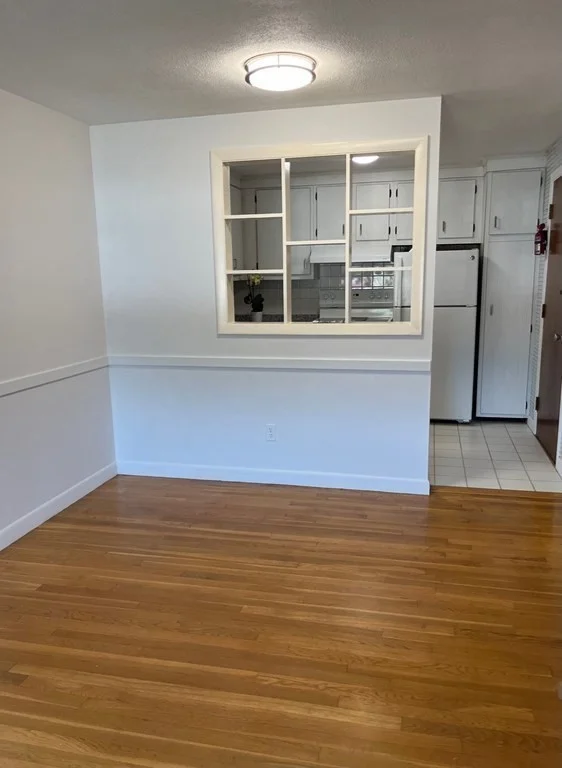 2 bed, 1 bath apartment for rent at 366 Elliot St Unit 9, Newton — photo 3 of 12